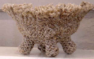 18_quadrupotbyPeterC.jpg (44693 bytes)